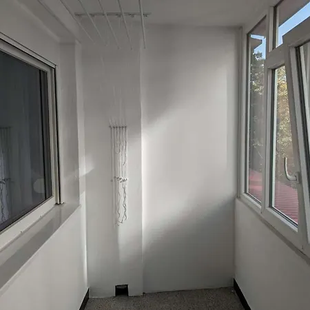 Lazur Apartamento *